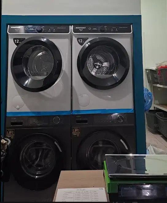 STAFF SETRIKA & PACKING LAUNDRY