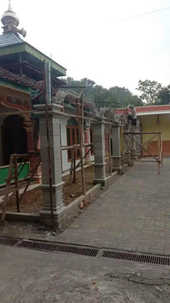Tukang bangunan