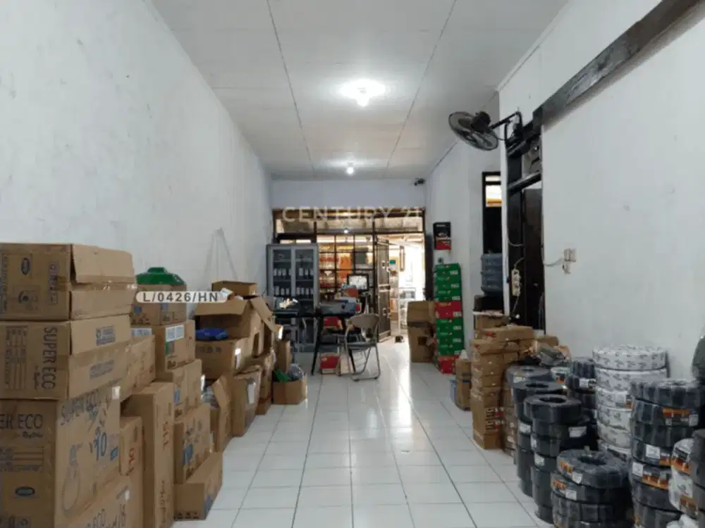 Rumah Lokasi Strategis Di Taman Kopo Indah 2 Bandung