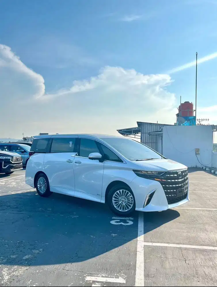PROMO SPEKTAKULER NEW ALPHARD 2.5 XE HYBRID EV CVT READY ALOKASI!