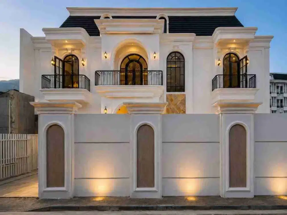 Jual rumah private pool siap huni dekat TB simatupang Jakarta Selatan
