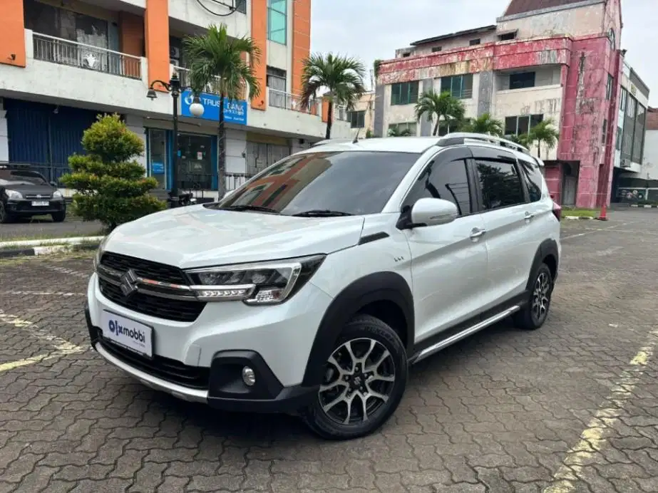 Garansi 1 Th - Suzuki XL7 1.5 Beta Bensin-AT 2021 Abu-Abu