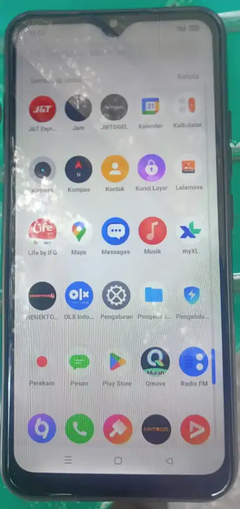 Dijual cepat realme c12 hp charger