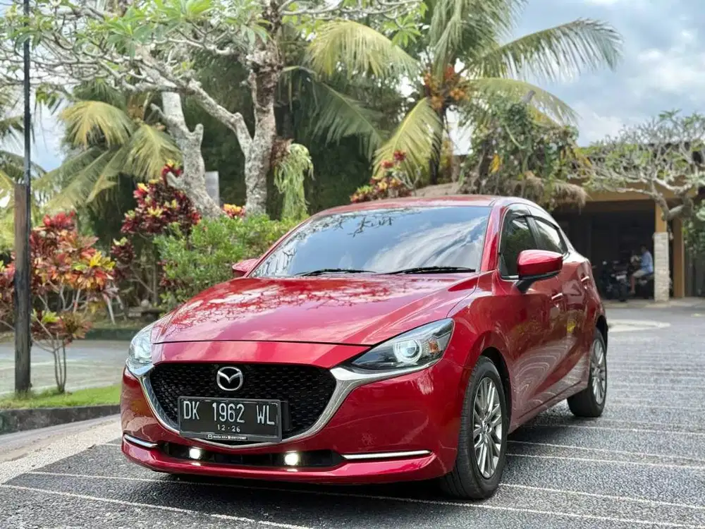 MAZDA 2 LOW KM  ASLI BALi |TERAWAT Istimewa