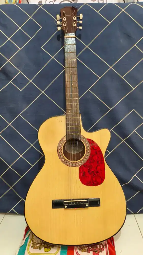 Gitar Yamaha F310