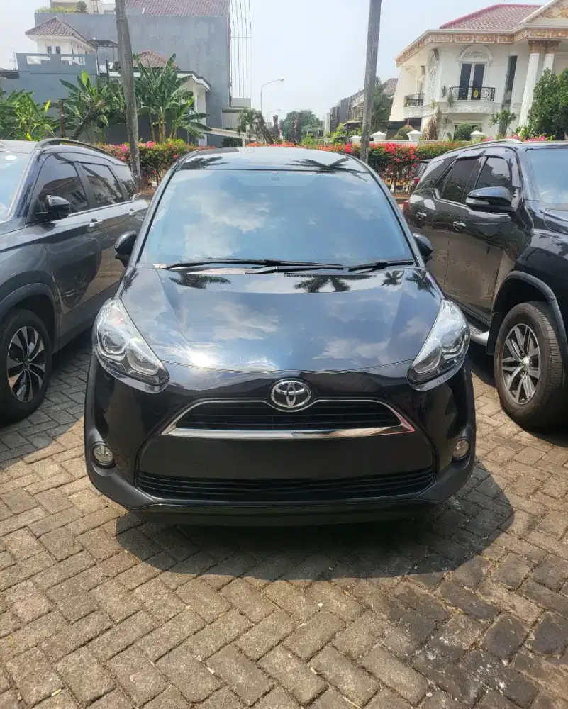 Sienta 2019 V Hitam Super Istimewa ( Pribadi )