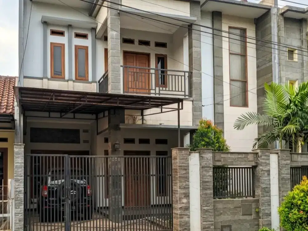 Rumah 2 Lantai Siap Huni Jalan Alat Musik Di Turangga