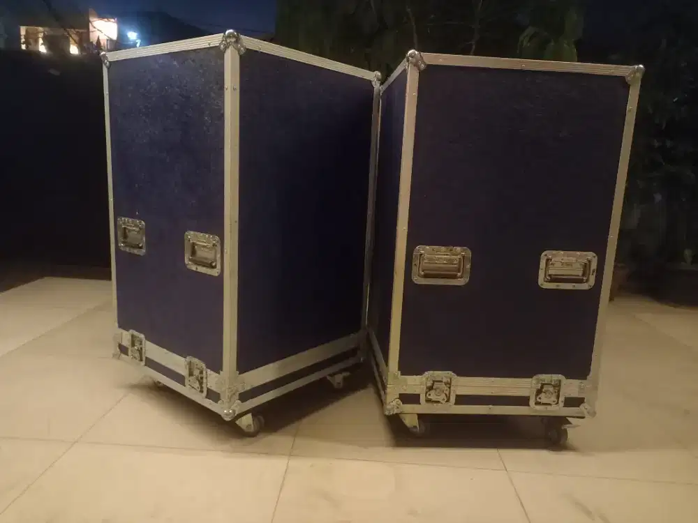 HARDCASE SPEAKER ( TINGGI 98 CM X PANJANG 62 CM X LEBAR 60 CM)