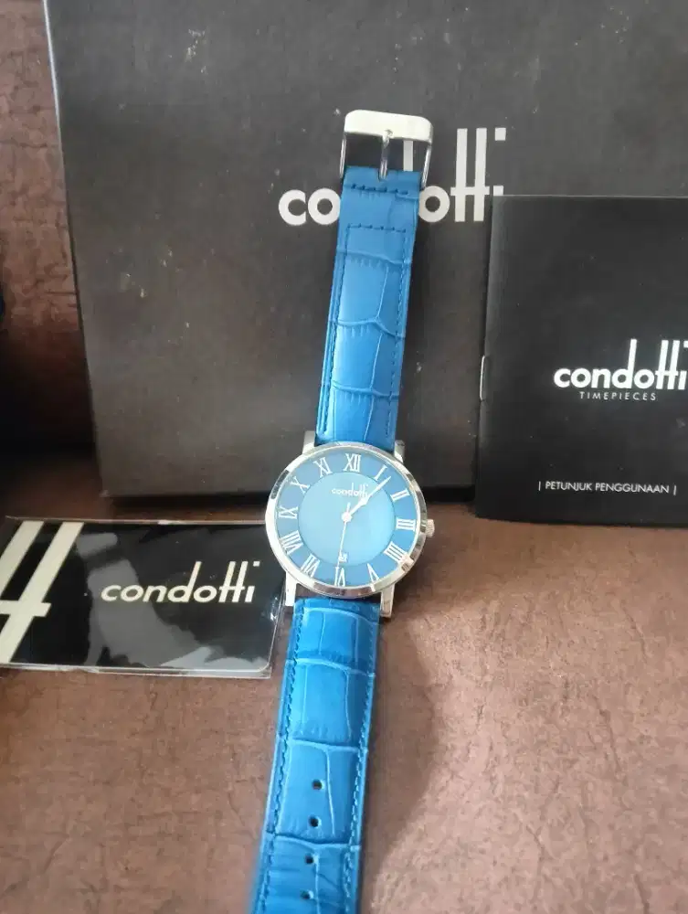 Jam tangan analog condotti classic leather