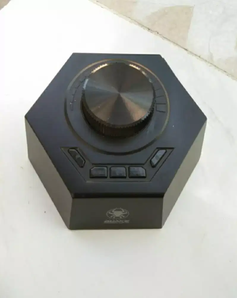 Quake Flextone GS5  7,1 Ch Controllor Usb Sound card  adapter