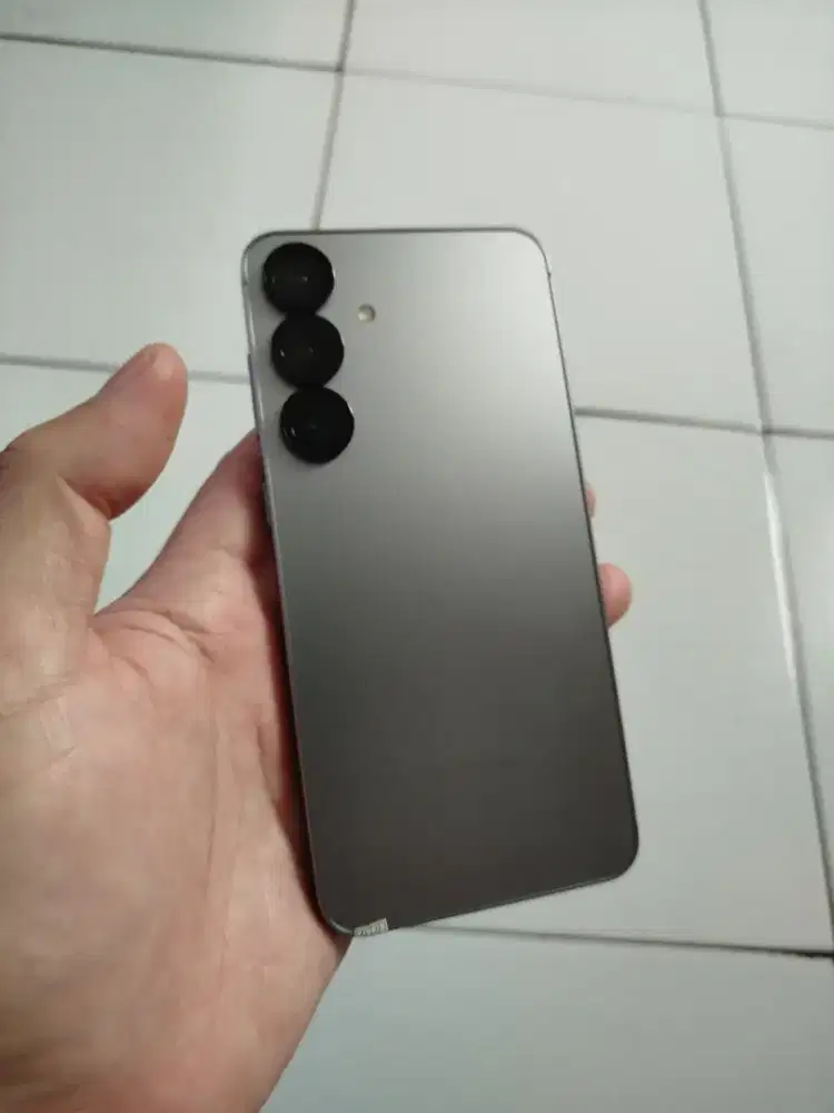 Samsung s25+ 12/256