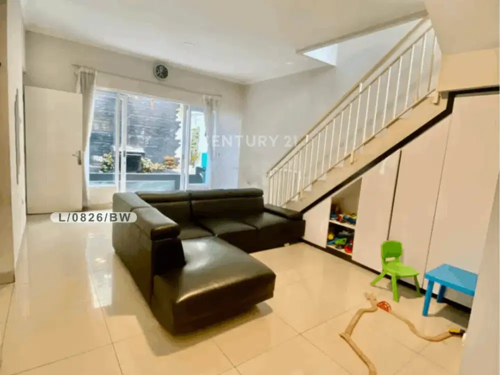 Rumah 2 Lantai Strategis Di Komp Lamargas Residence Bandung