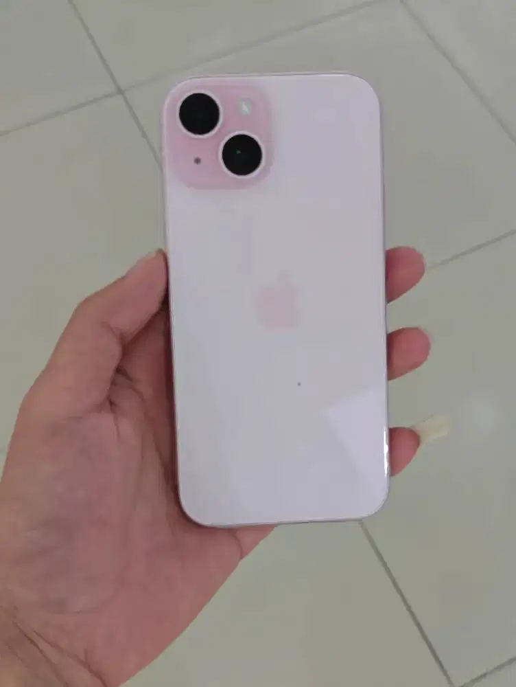 iPhone 15 256 resmi