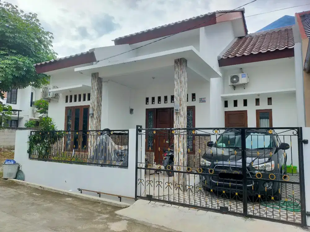 DI JUAL RUMAH LEBAR NYAMAN *GRIYA FLAMBOYAN* KODAU JATIMEKAR