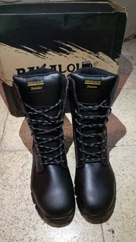 PAKALOLO boots/safety boots no.44