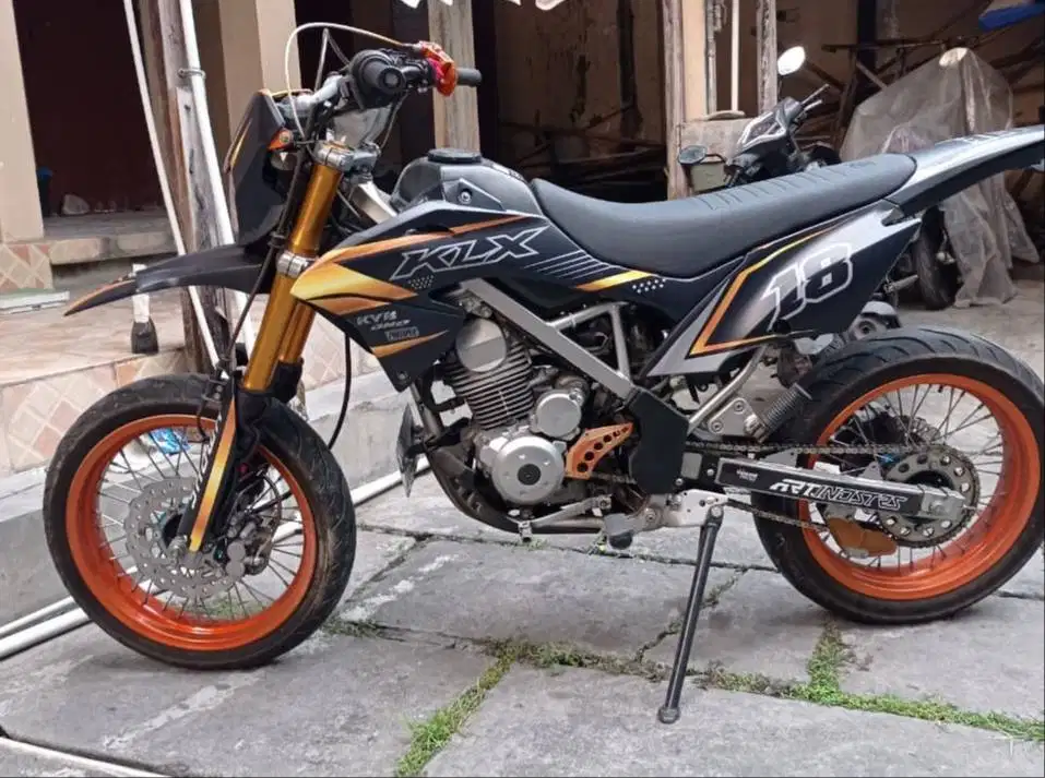 KAWASAKI KLX 150CC TAHUN 2020