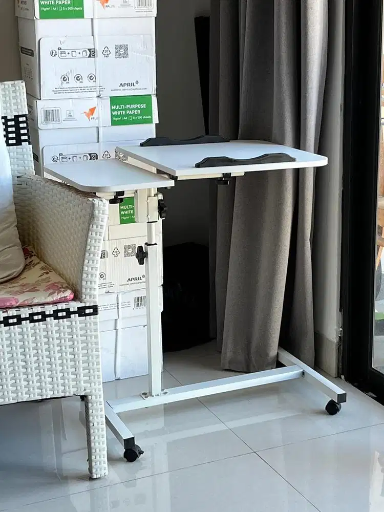 meja kerja lipat warna putih