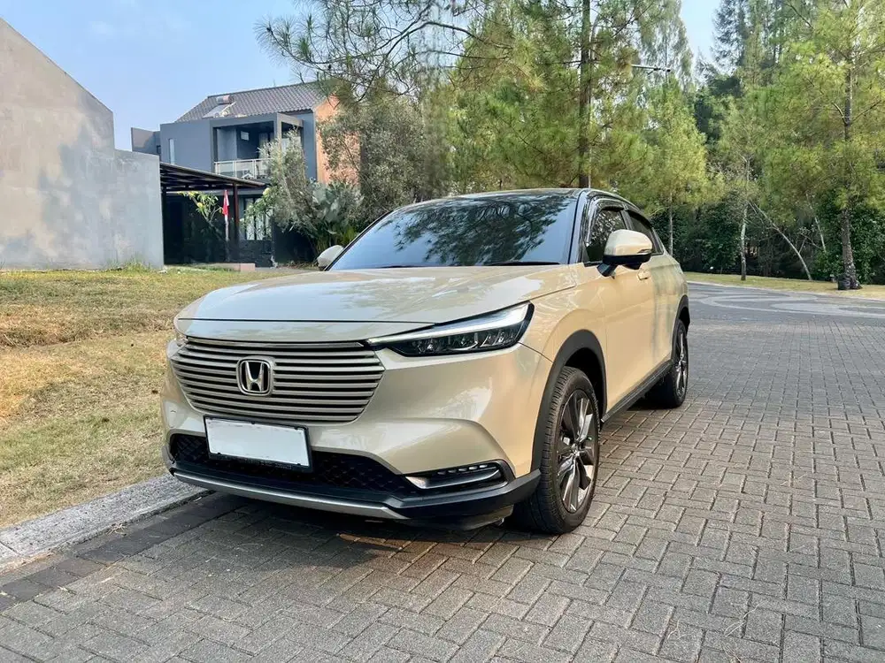 ALL NEW HONDA HRV SE 2023 MATIC HR V TWO TONE.