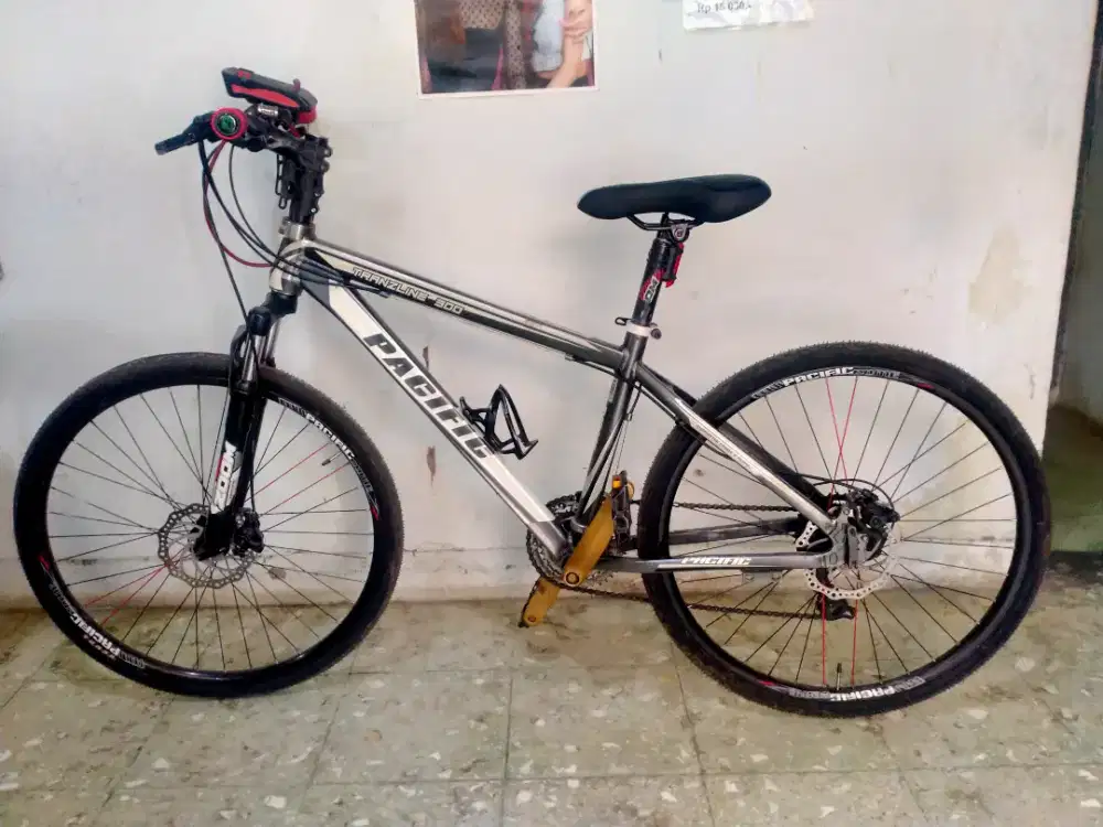 Jual sepeda MTB ukr 3x8 ban 26 inc