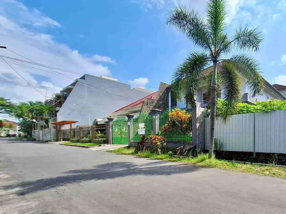 Tanah Luas 422 m², Lebar 12 meter Hanya 50 meter dari Poros Soekarno-Hatta Suhat