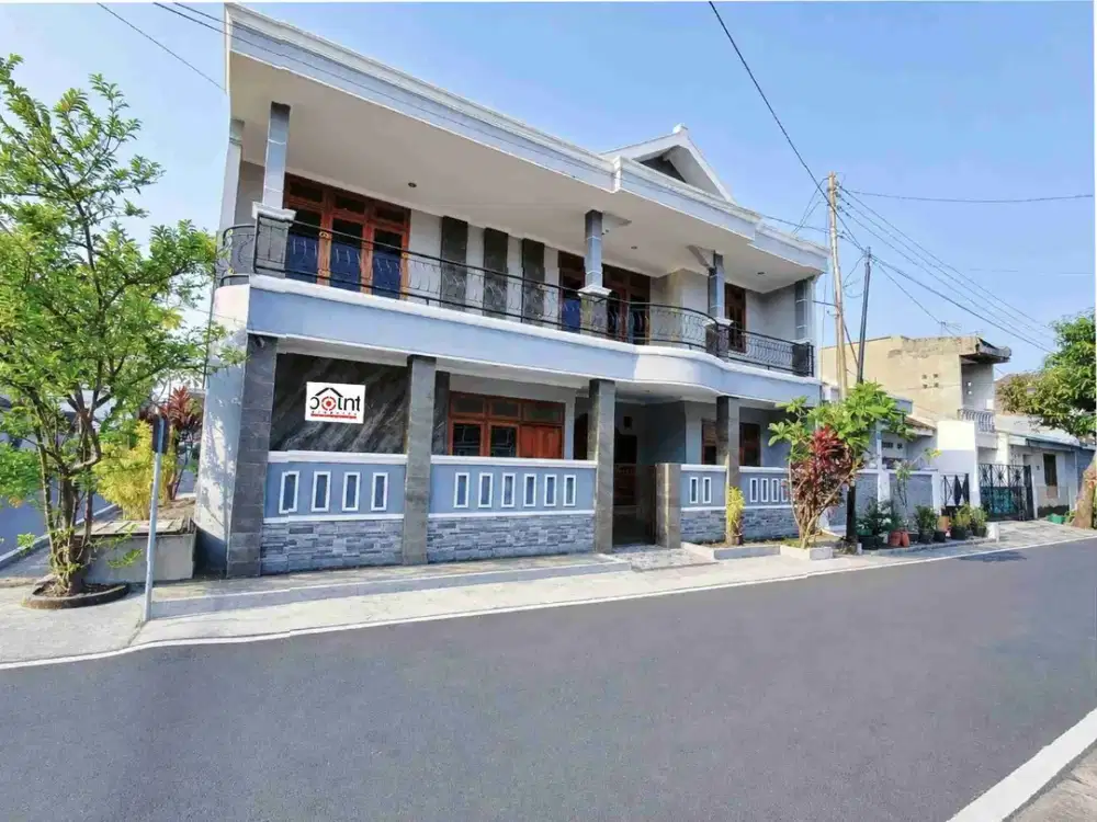 RUMAH 2 LANTAI BAGUS SIAP HUNI DEKAT RS JIH SOLO  SURAKARTA