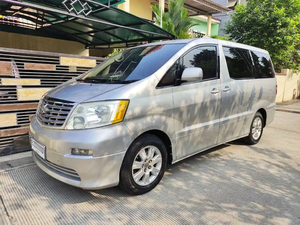 Toyota Alphard V 2.4 AT SIlver Mewah