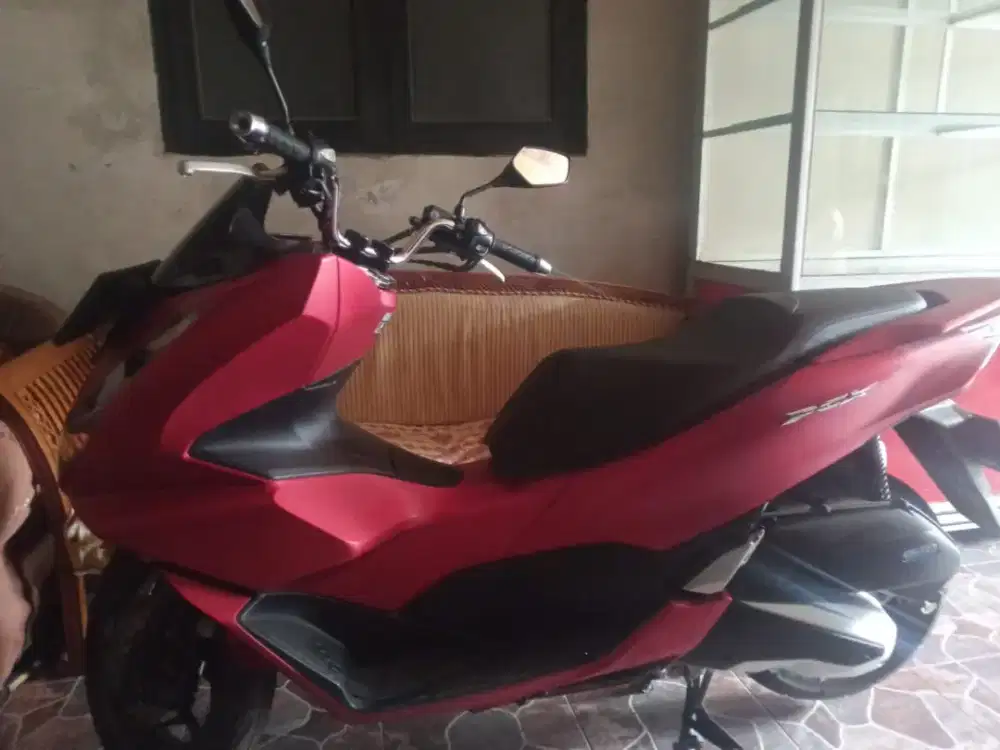 PCX 2022 / MATTE RED / ABS