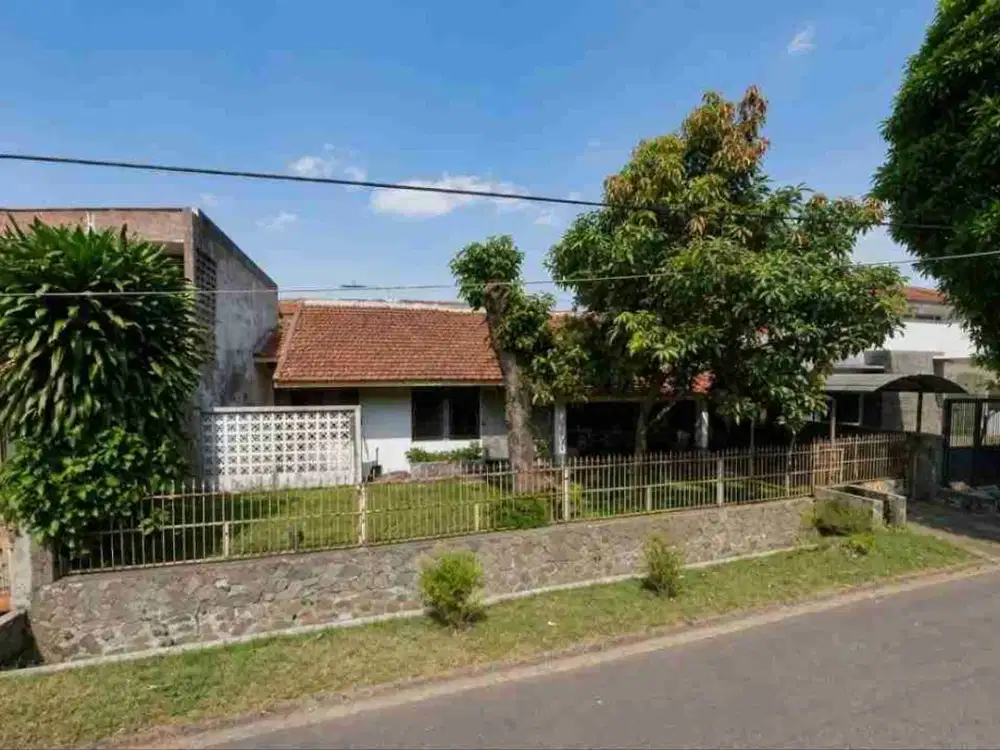 DI JUAL tanah luas kecil posisi didepan di sayap Martanegara Turangga jalan depan lebar
