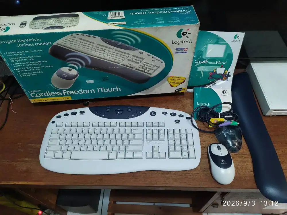 Logitech Cordless Freedom iTouch Keyboard Mouse USB PS2 Wireless antik