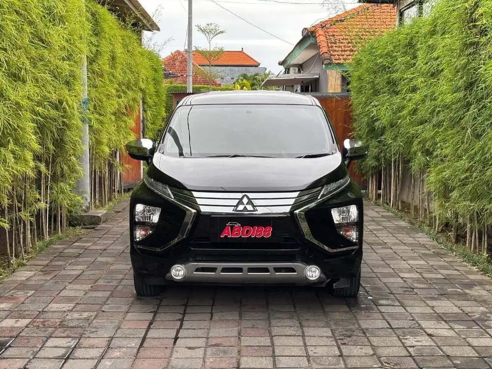 LOW KM MITSUBISHI XPANDER ULTIMATE 1.5 AT 2019 HITAM ISTIMEWA