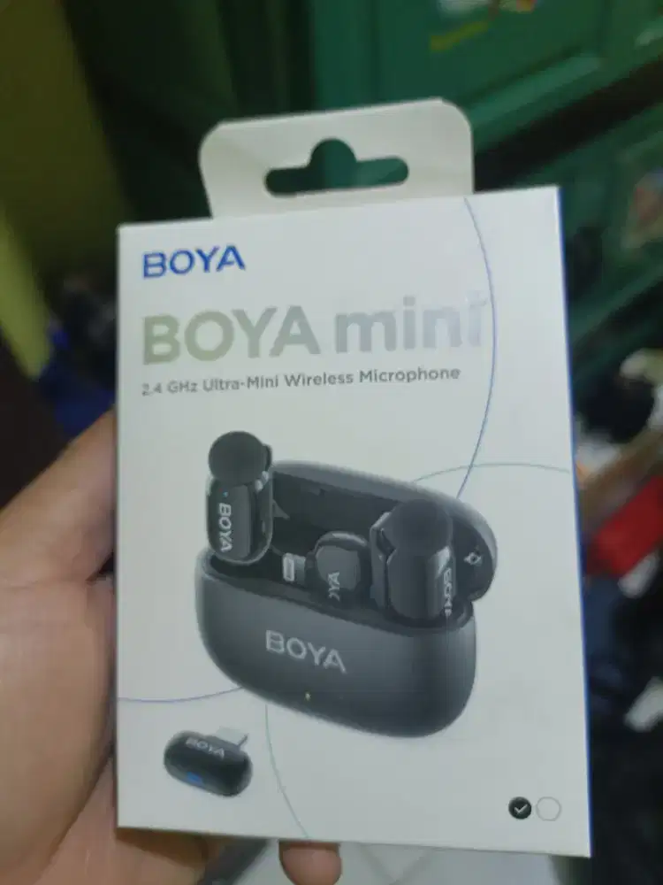Mic wireless merek Boya