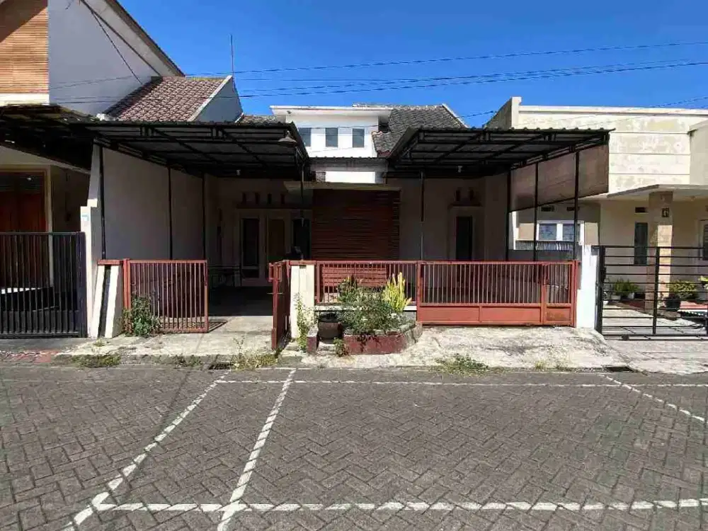 Dijual Rumah Terawat di Pandanlandung Malang