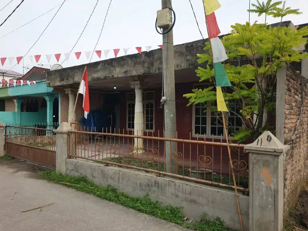 Dijual, Rumah Luas, Lokasi Strategis, Harga Murah