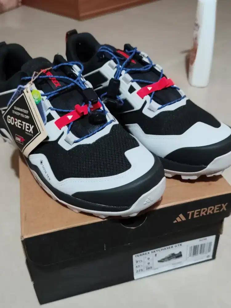 Adidas Terrex Original Like New / BNIB – Belum Pernah Dipakai + Box