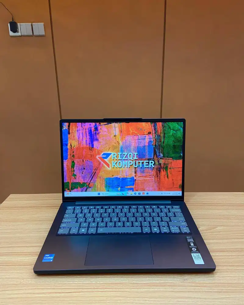 LENOVO IDEAPAD SLIM 3 141RH10 Intel Core i5 - 13420H RAM 8GB SSD 512GB