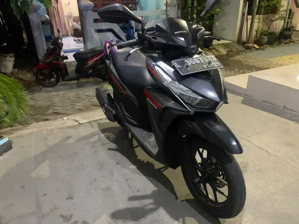 Dijual Vario Led Old 2017 Nego