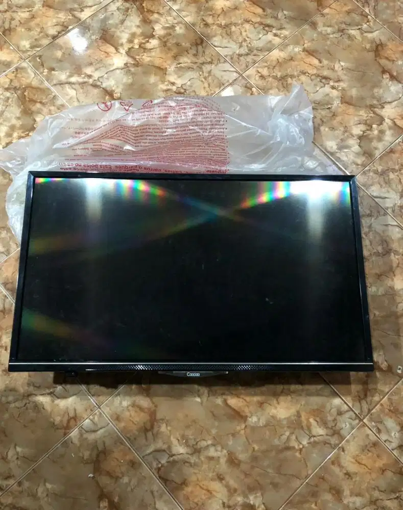 TV Coocaa 32 32E2100T