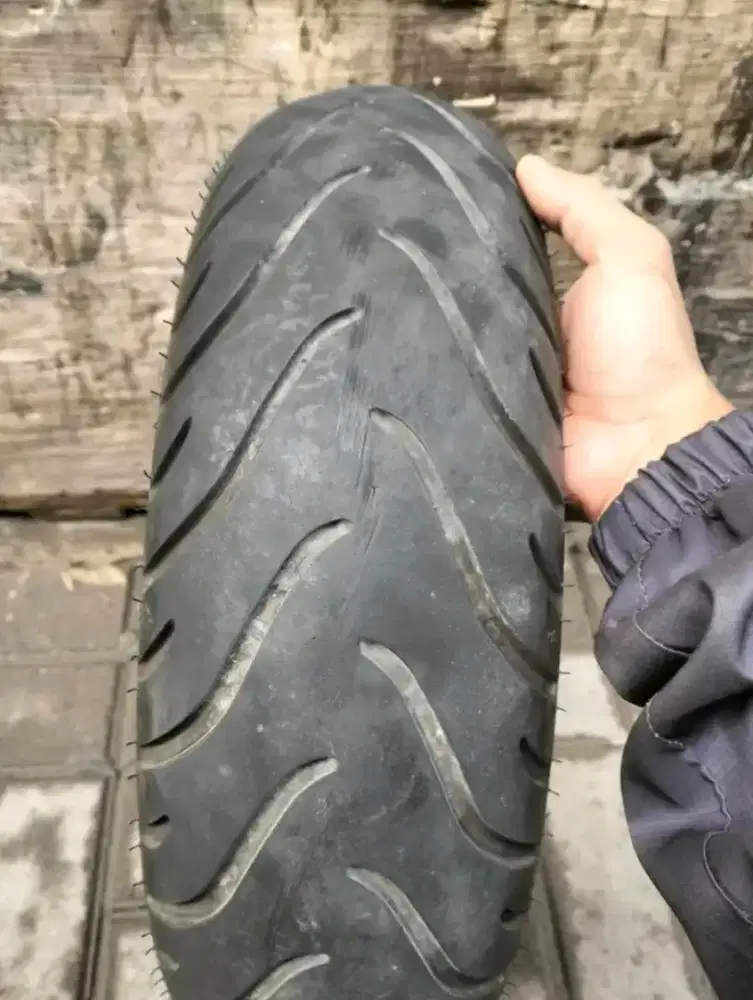 BAN NMAX DEPAN 120/70 - 13 TUBLESS MICHELIN PILOT STREET