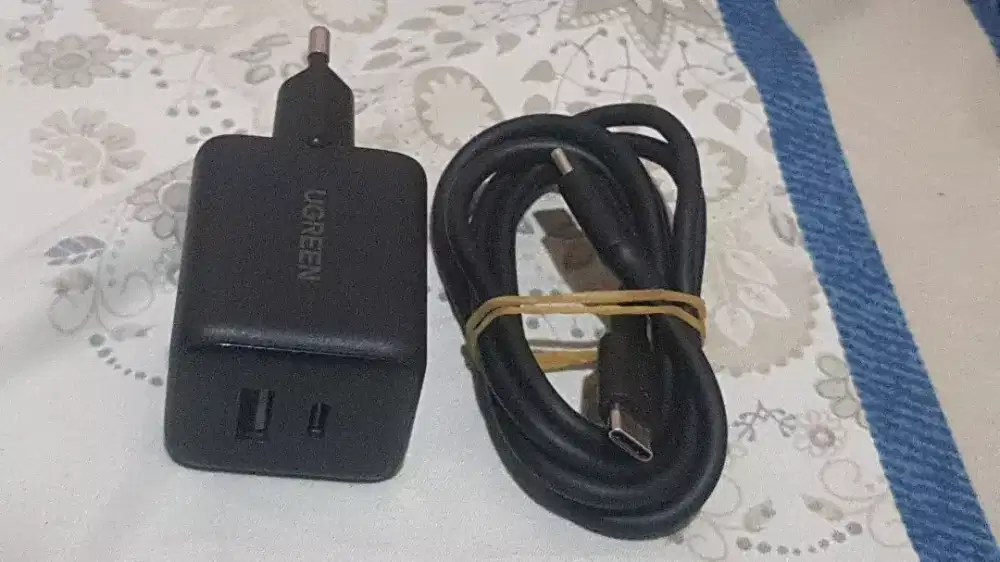 Charger ugreen 30w dual port