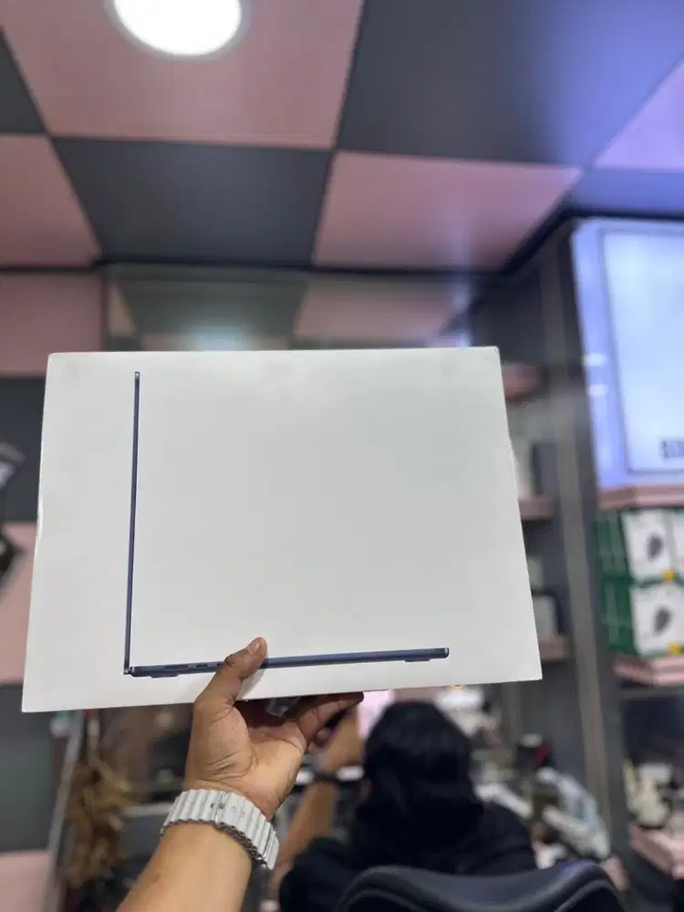 Mackbook Air M5 15inch 16/1Tb Ibox New Fresh Garansi Resmi