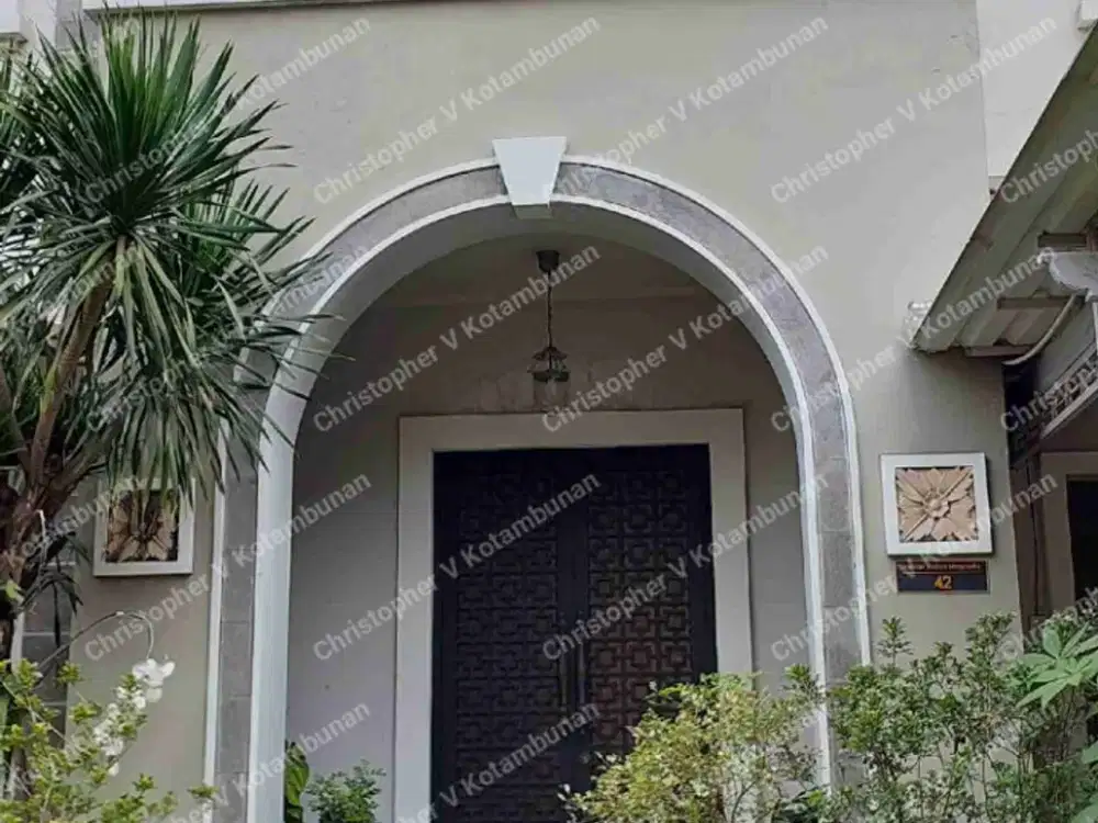 Dijual Cepat. Rumah Asri Taman Depa. Posisi Menghadap Taman Komplek