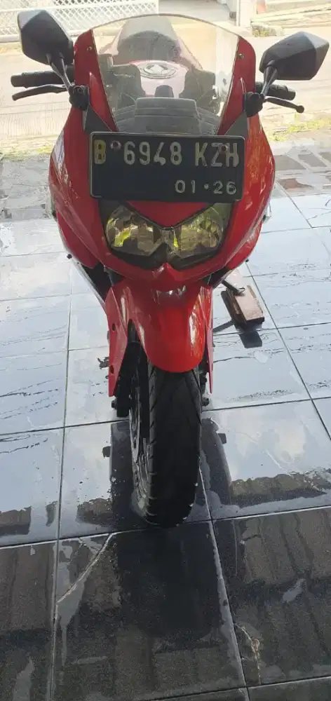 KAWASAKI NINJA 250 CC TAHUN 2010