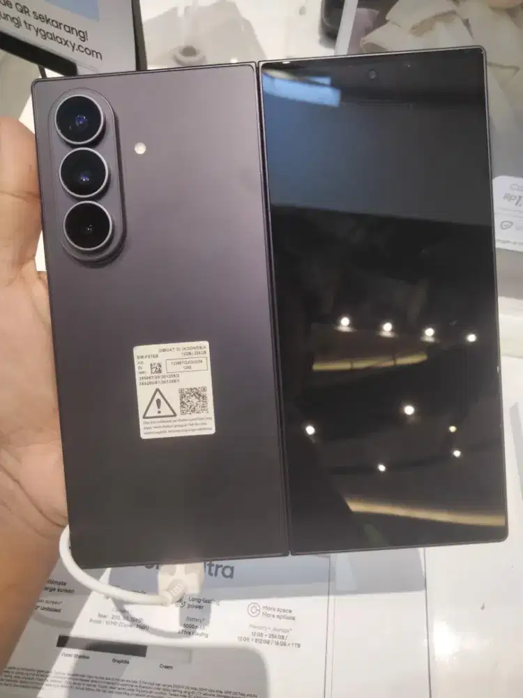 Samsung galaxy Z Fold 8 Utra