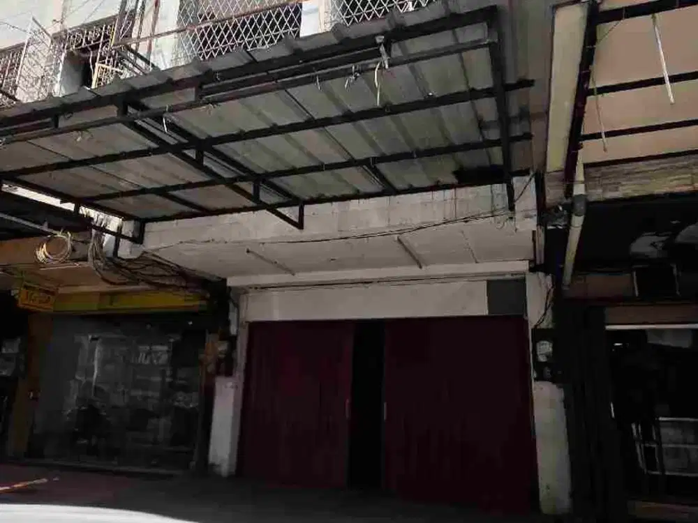 Ruko Boulevard Raya 3lantai lokasi strategis