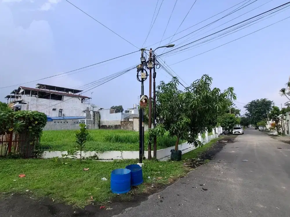 Tanah Hook di Jalan Jongkong ( Amir Hamzah )