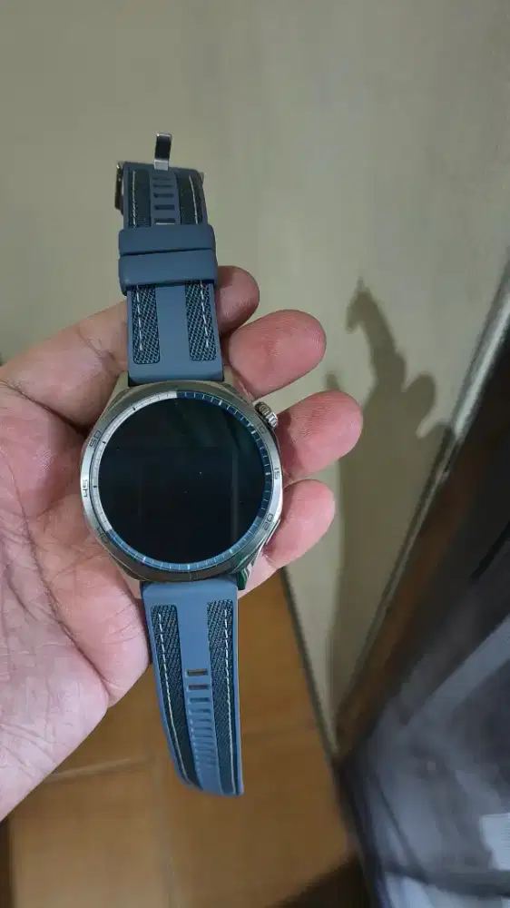 Huawei Watch GT5 blue like new