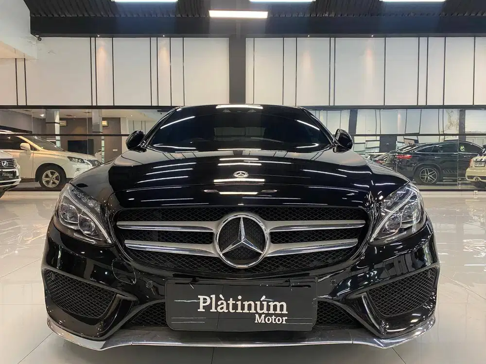 MERCEDES BENZ C300 AMG LINE PANORAMIC