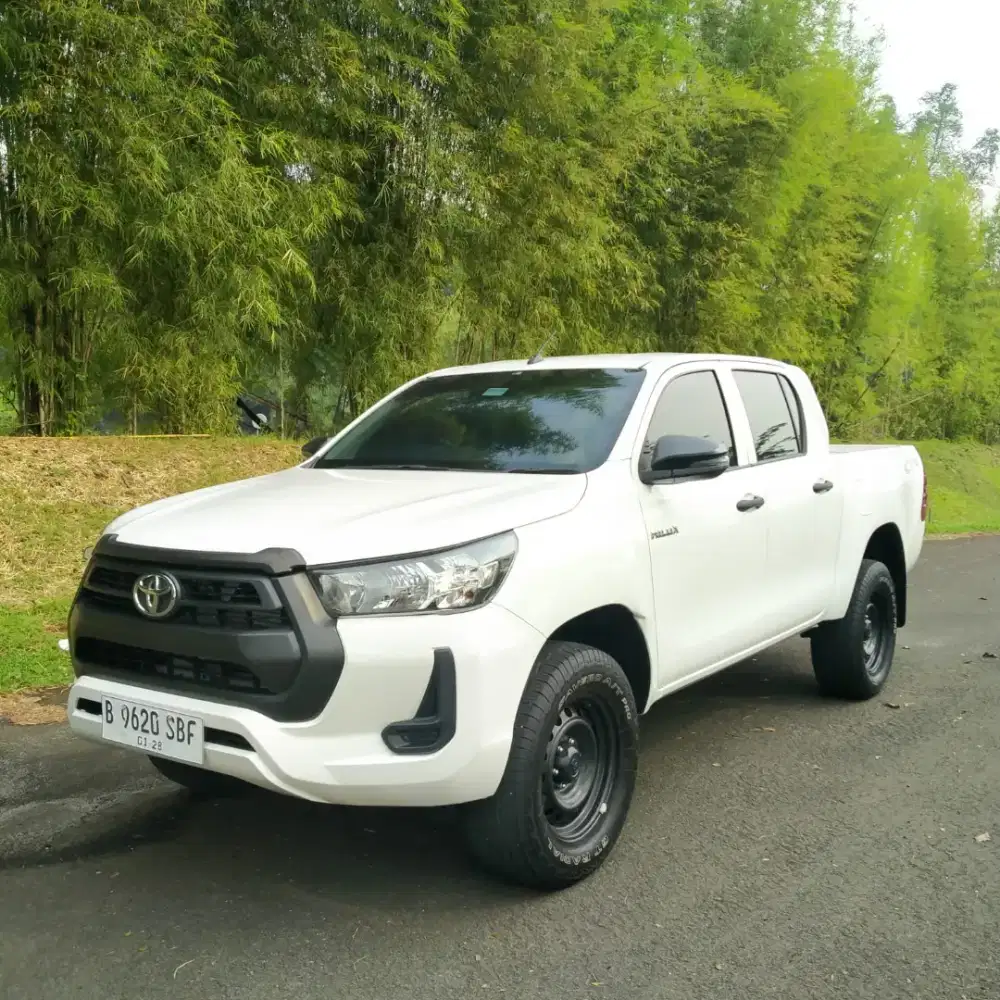 TOYOTA HILUX DC 2.4E M/T 4X4 2022 NIK 2022 PUTIH ORIGINAL NOPOL B JKT