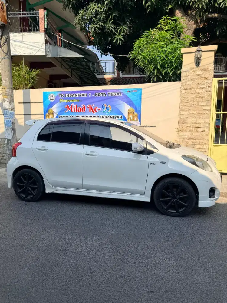 Yaris E 2012 Matic