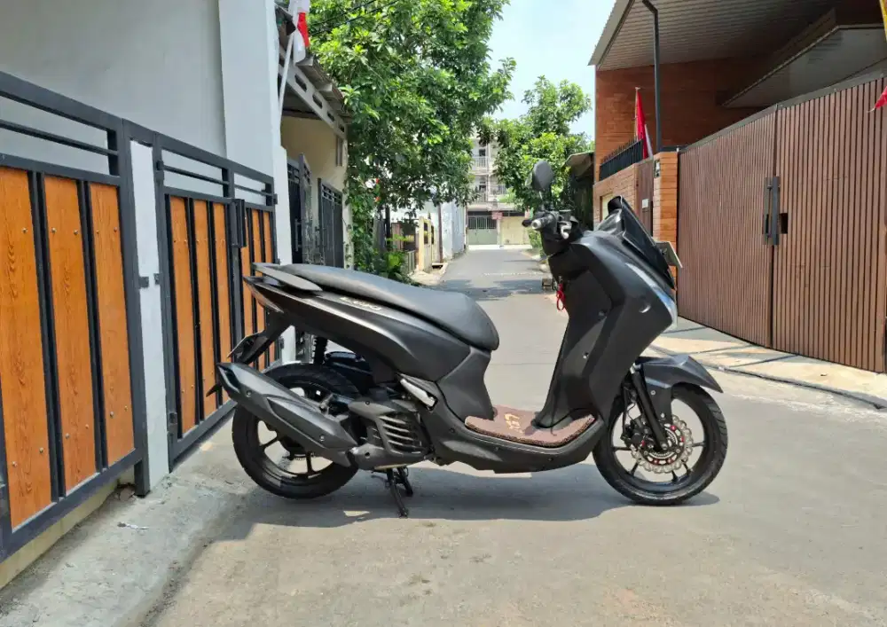 Yamaha Lexi 125 VVA MULUSSS Pajak Hidup Panjang